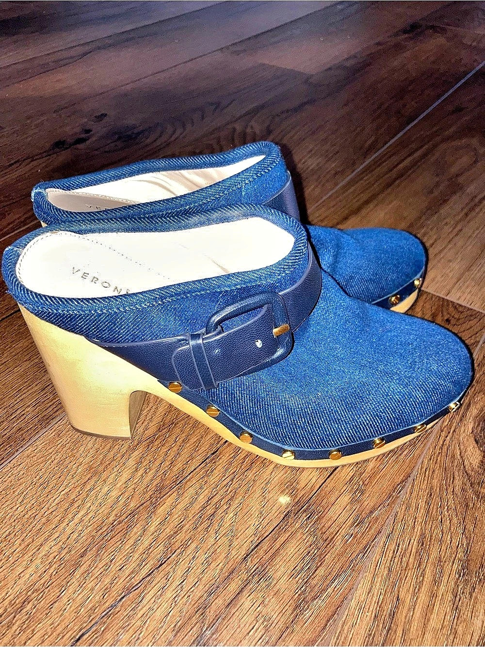 Veronica Beard Dacey Denim Clog Mules in Blue size 9
